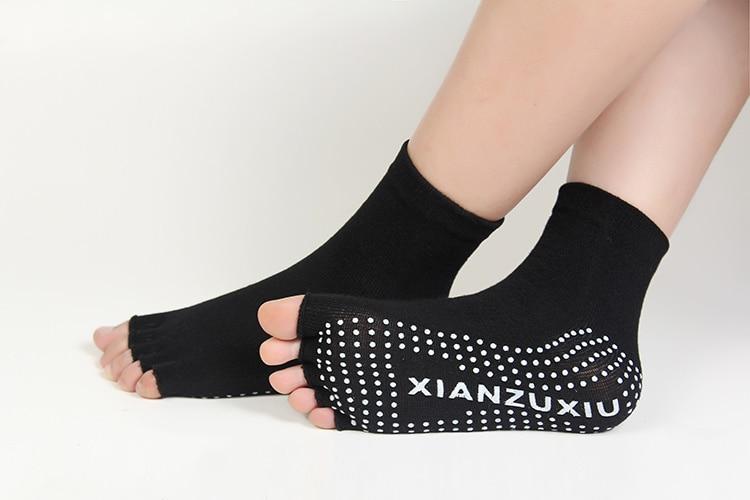 Exklusive Frauen-Yoga-Socken halber Zeh-3.jpg