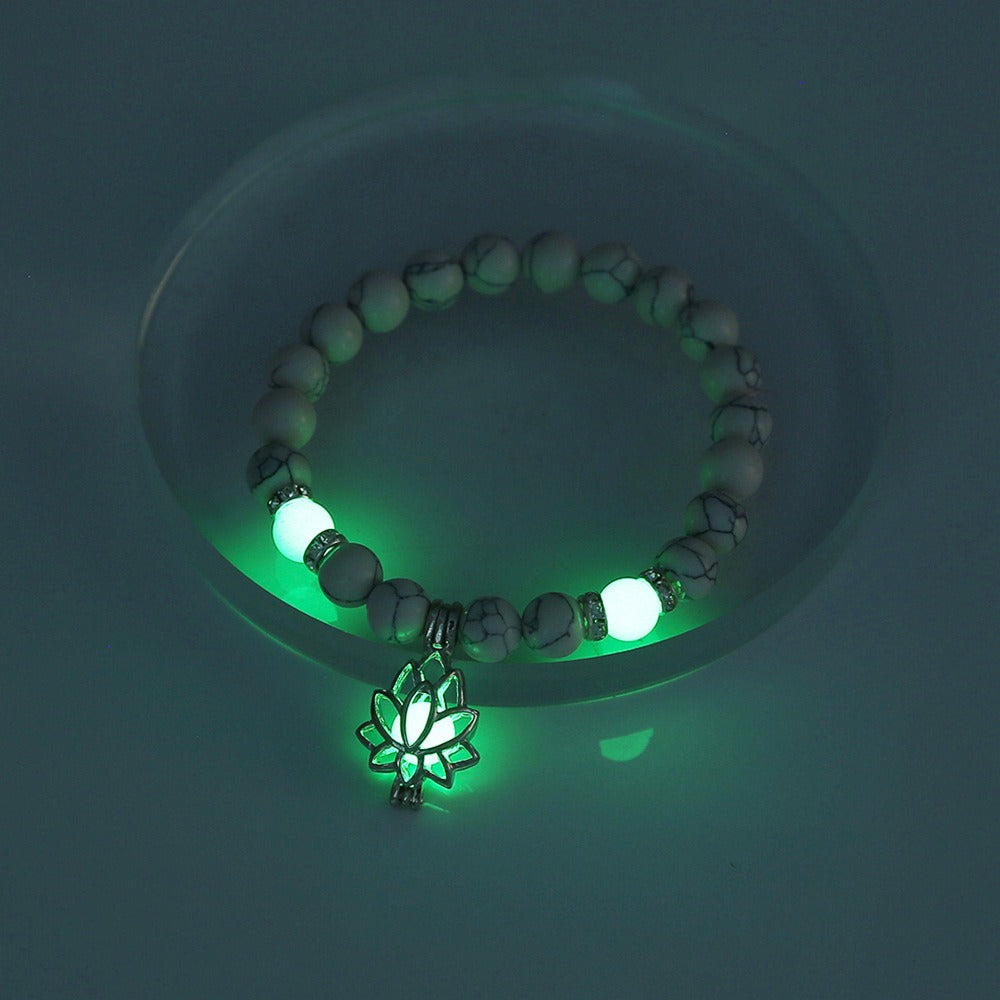 SoulGlow Mystic Lotus Armband_Leuchtendes Schmuckstueck fuer Spirituelle Verbindung-16.jpg